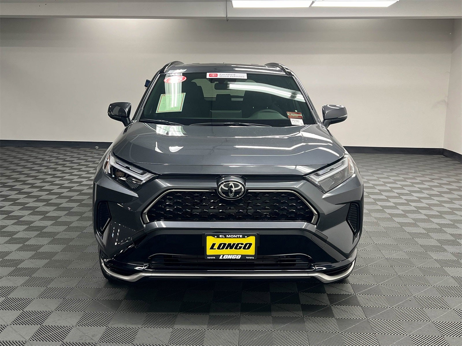 2025 Toyota RAV4 Plug-In Hybrid SE