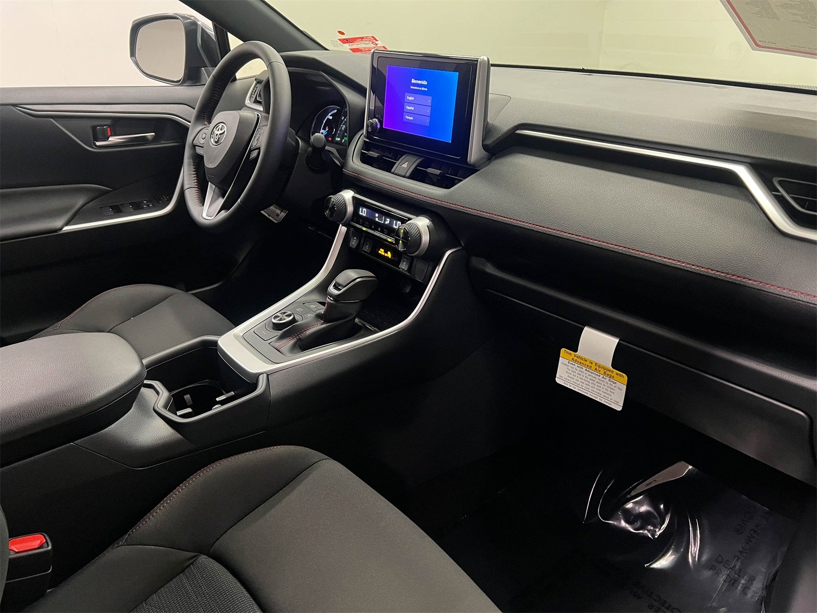 2025 Toyota RAV4 Plug-In Hybrid SE