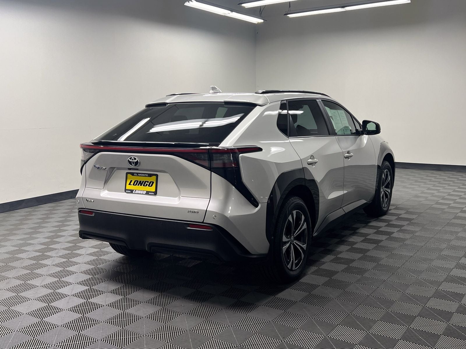 2024 Toyota bZ4X XLE