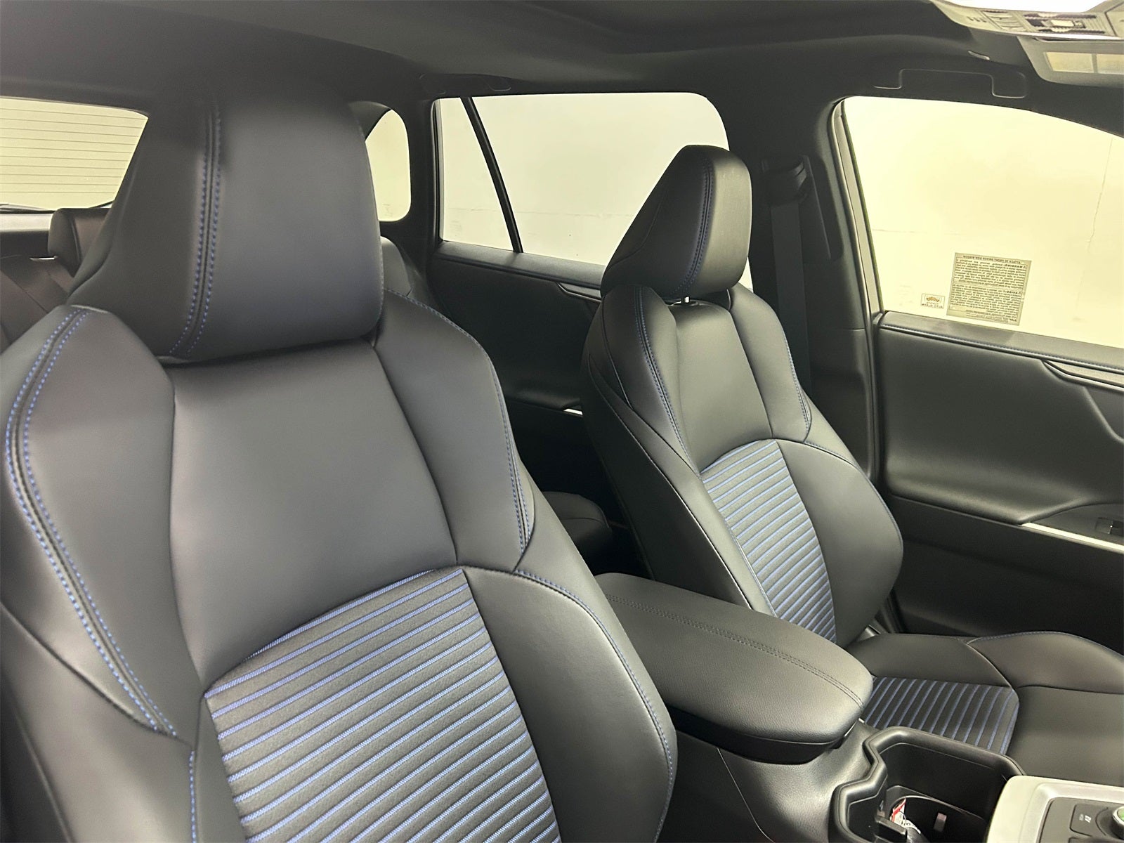 2025 Toyota RAV4 Hybrid XSE