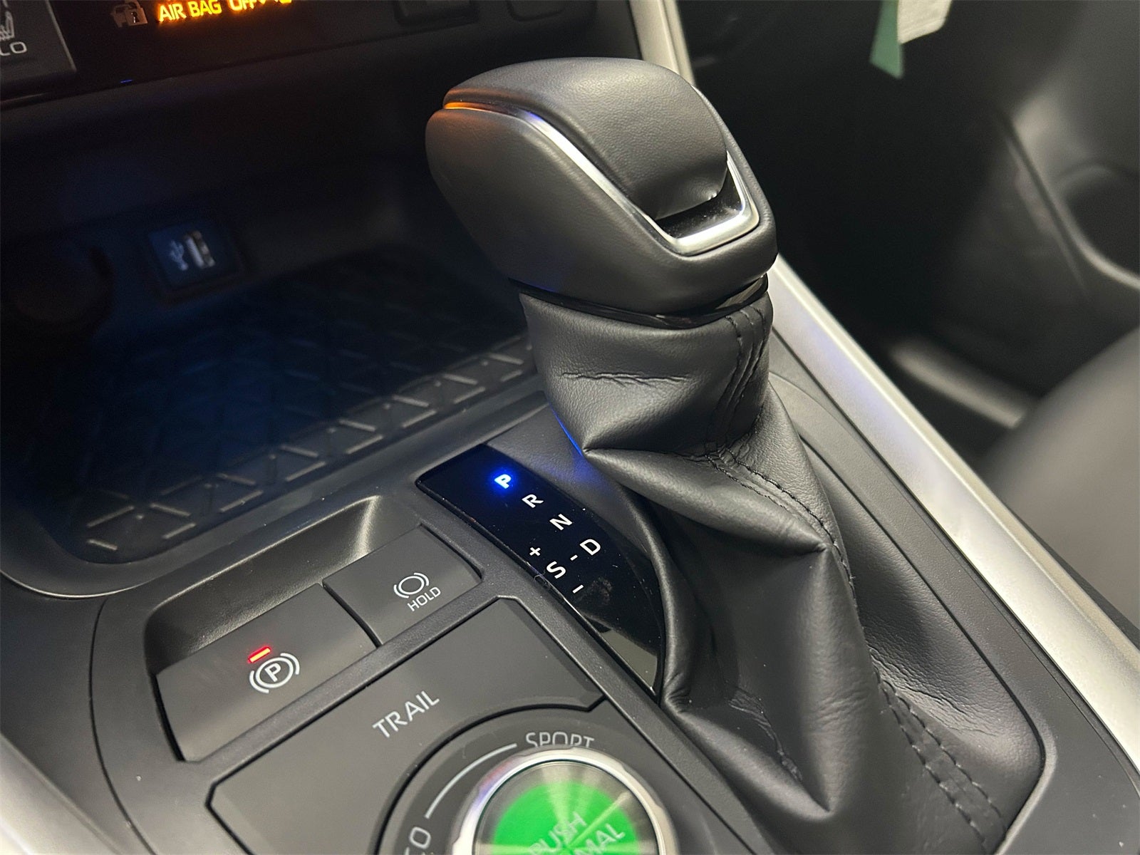 2025 Toyota RAV4 Hybrid XSE