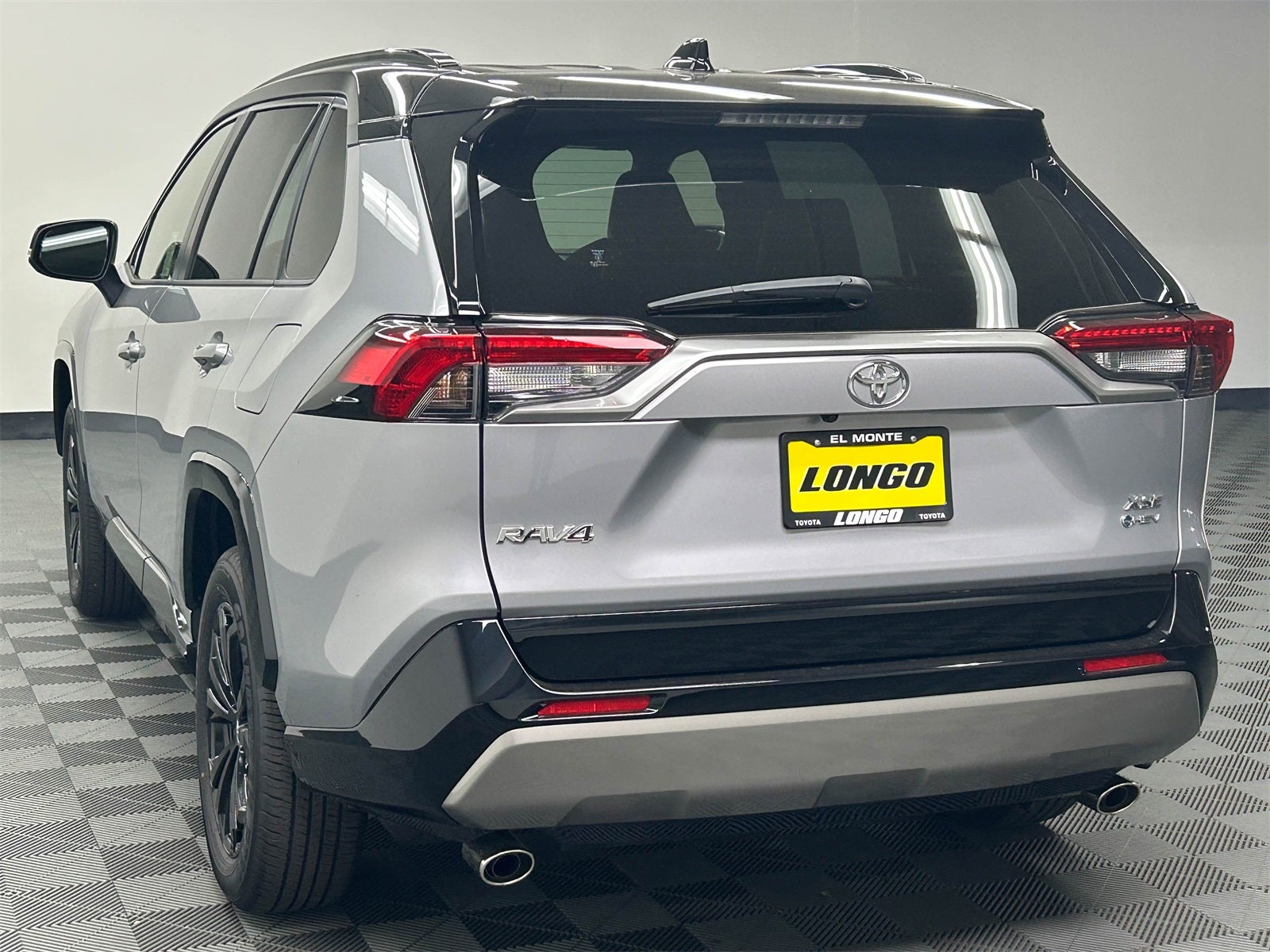 2025 Toyota RAV4 Hybrid XSE