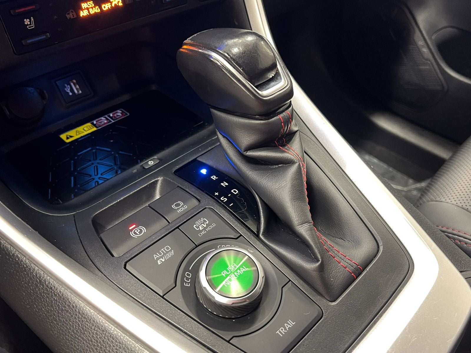 2024 Toyota RAV4 Prime XSE