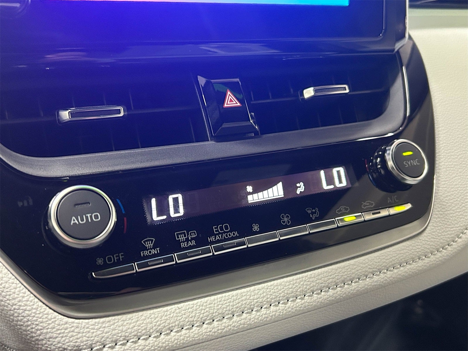 2025 Toyota Corolla Hatchback XSE