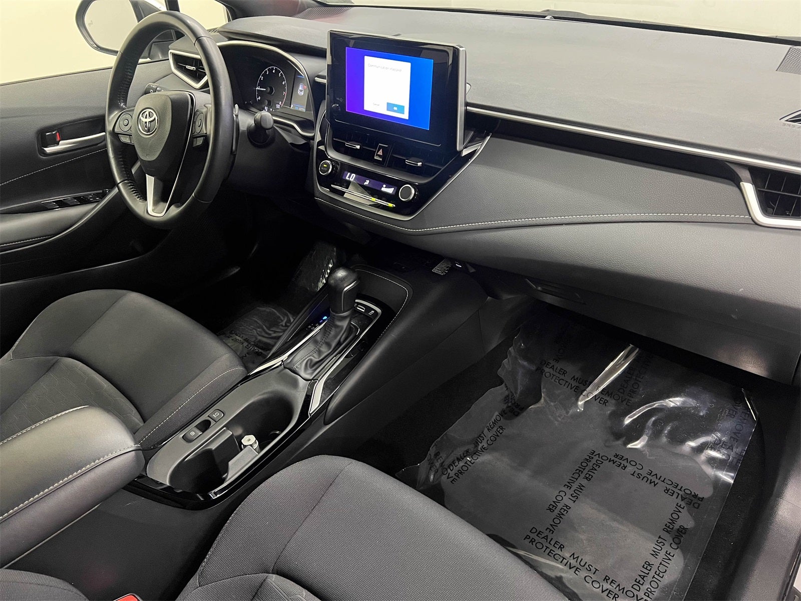 2024 Toyota Corolla Hatchback SE