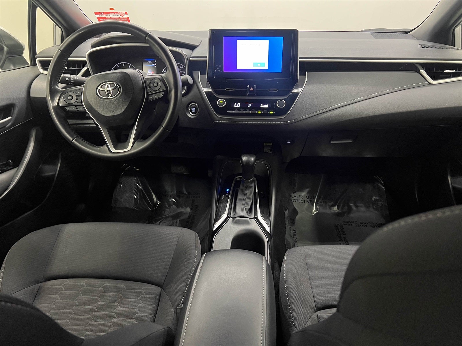 2024 Toyota Corolla Hatchback SE