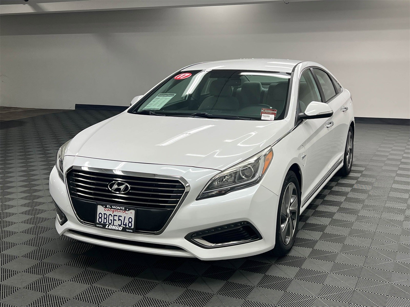Used 2017 Hyundai Sonata Plug-In Hybrid Base with VIN KMHE14L23HA070990 for sale in El Monte, CA
