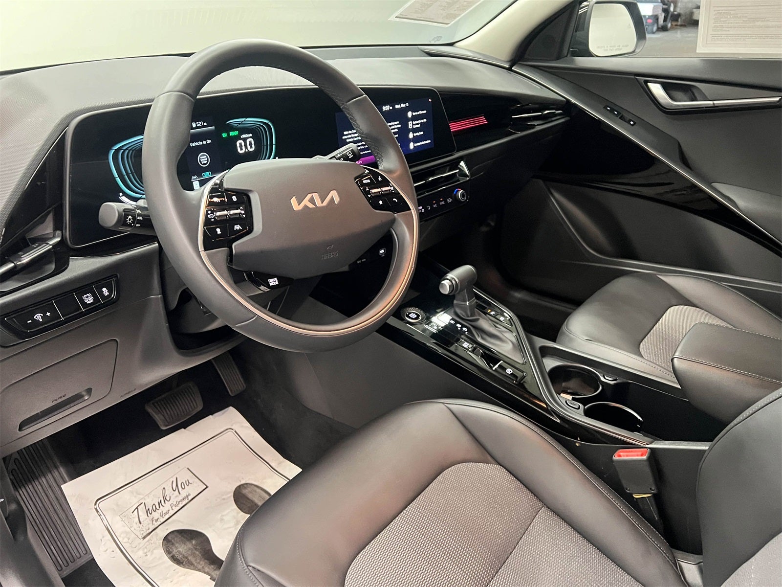 2023 Kia Niro EX