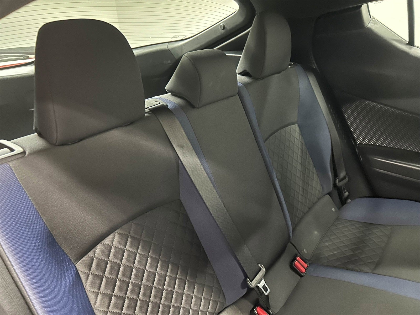 2022 Toyota C-HR XLE