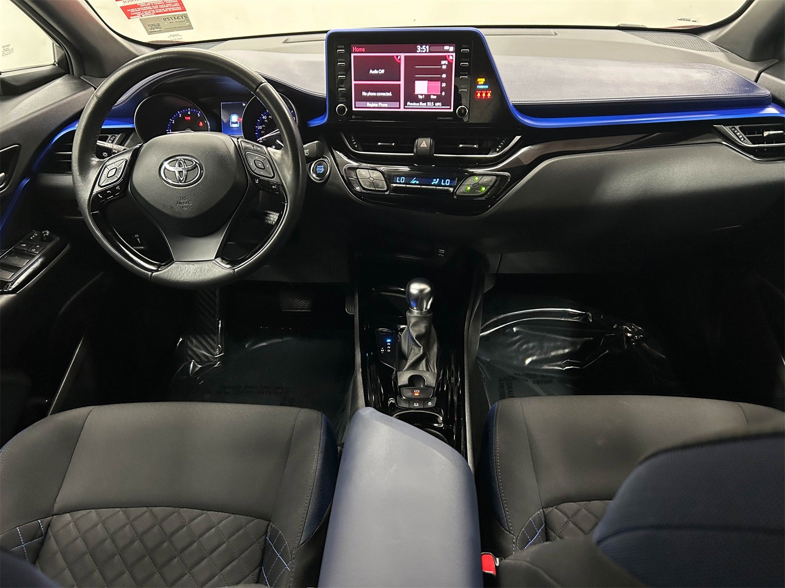 2022 Toyota C-HR XLE