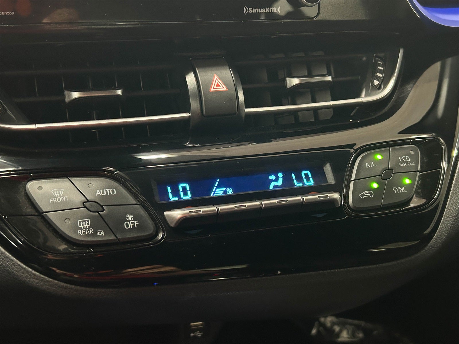 2022 Toyota C-HR XLE