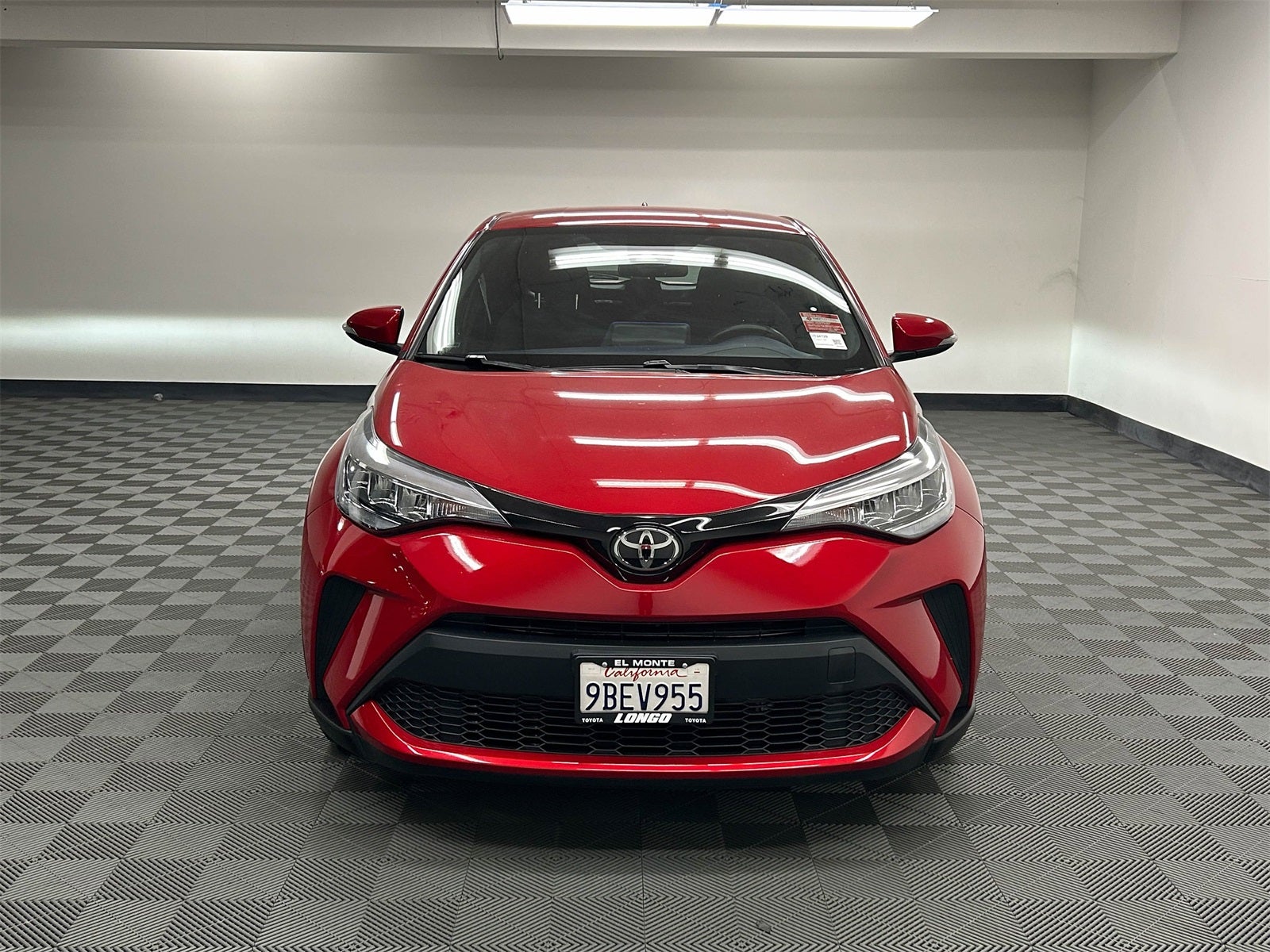 2022 Toyota C-HR XLE