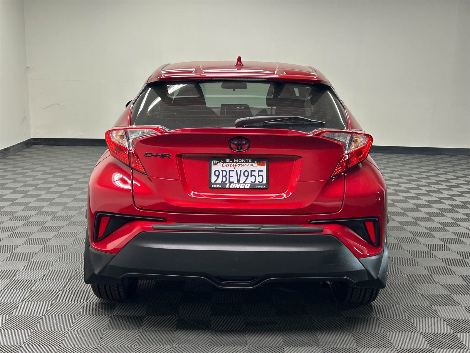2022 Toyota C-HR XLE