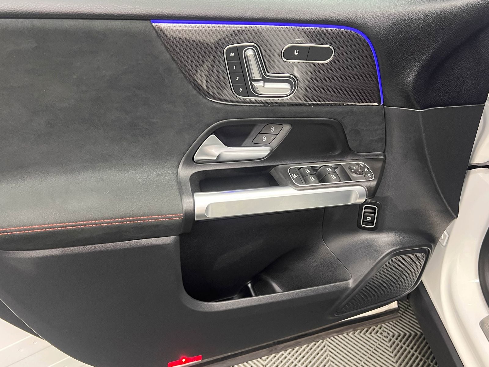 2024 Mercedes-Benz GLB GLB 250